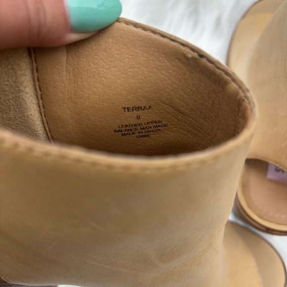 Steve Madden Open Toe Block Heels - Picture 4 of 5